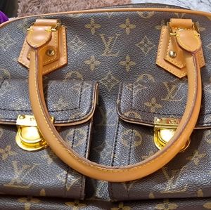 Louis Vuitton purse